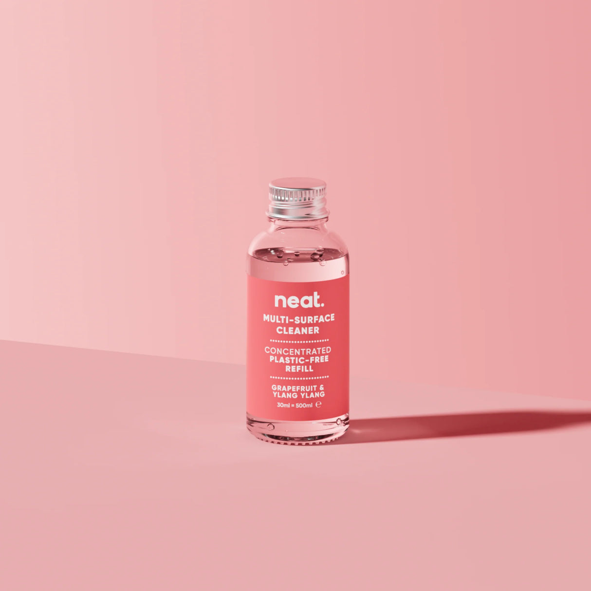 Refill av Antibakteriell Universalspray - Grapefruit & Ylang Ylang fra Neat